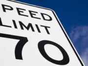 В Нью-Йорке низкие скорости на некоторых автомагистралях, но жители намерены это изменить