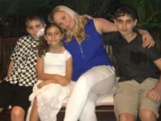 Семья Вирджинии Джиффрей: что нужно знать о ее разлученном муже и троих детях